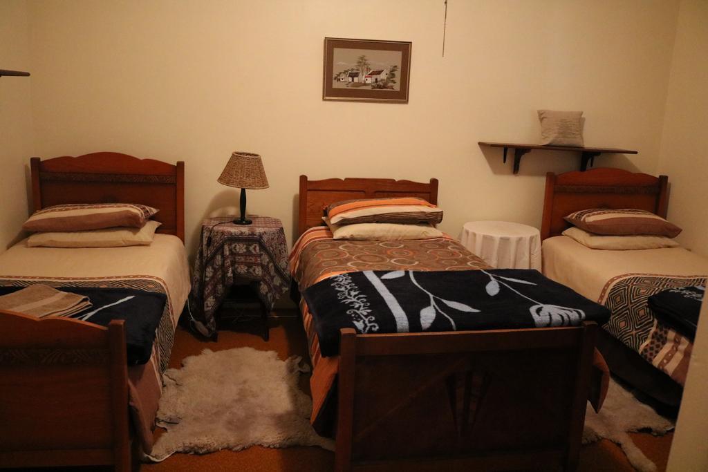 Grysbok Self Catering Accommodation Oudtshoorn Dış mekan fotoğraf